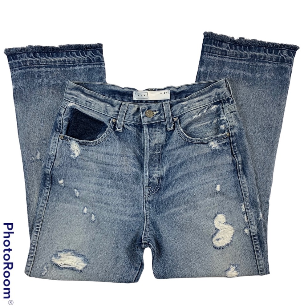 AYR The Styx Wolfpack Button-Fly Straight Leg High Rise Distressed Crop Jeans - Picture 4 of 12
